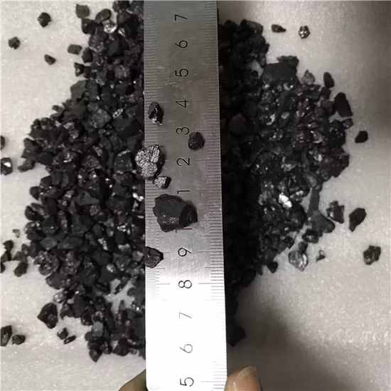 Agente cementante per acciaio con additivo al carbonio e acciaio antracite per prodotti di fusione